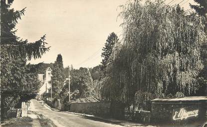 / CPSM FRANCE 78 "Saint Léger en Yvelines, route de Montfort L'Amaury"