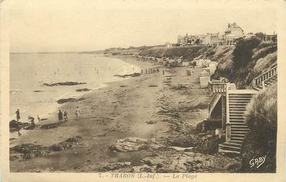 / CPA FRANCE 44 " Tharon, la plage"