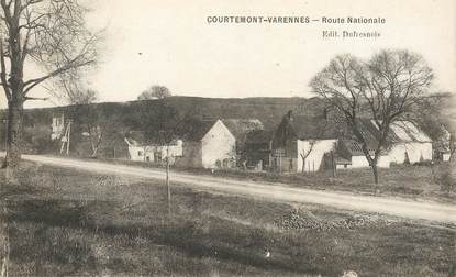 CPA FRANCE 02 "Courtemont Varennes, route nationale"