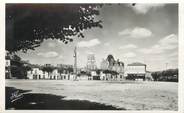 17 Charente Maritime / CPSM FRANCE 17 "Saintes, place Blair"