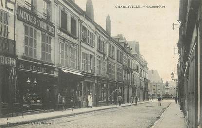 / CPA FRANCE 08 "Charleville, grande rue"