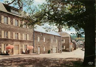 / CPSM FRANCE 19 "Tarnac, centre du bourg et route de Bugeat"