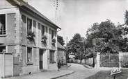 60 Oise / CPSM FRANCE 60 "La Chapelle en Serval, le bureau de poste"