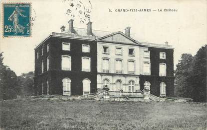 / CPA FRANCE 60 "Grand Fitz James, le château"