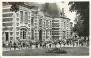 60 Oise / CPSM FRANCE 60 "Dreslincourt, école ménagère départementale"