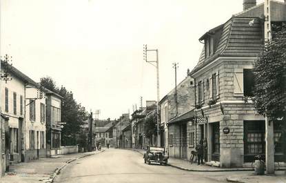 / CPSM FRANCE 60 "Gouvieux, rue de la mairie"