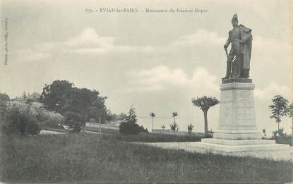 / CPA FRANCE 74 "Evian Les Bains, monument du Général Dupas"