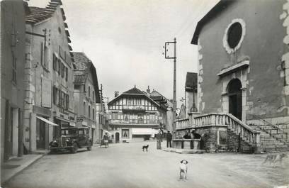 / CPSM FRANCE 38 "Villard de Lans, l'église et la place des Martyrs"