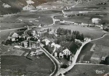 / CPSM FRANCE 38 "Villard de Lans, vue aérienne"