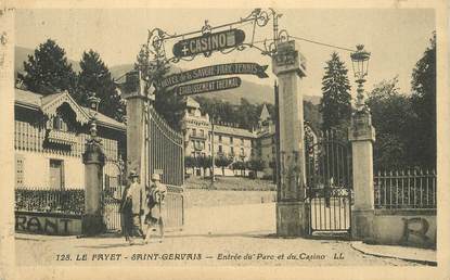 CPA FRANCE 74 "Le Fayet Saint Gervais, entrée du Parc et du Casino"