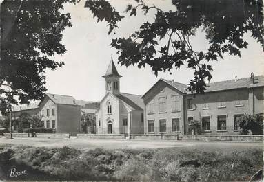 / CPSM FRANCE 13 "Biver, l'église et les écoles"