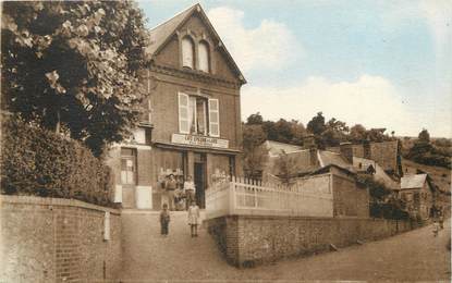 CPA FRANCE 76 "Gournay en Caux, Epicerie Café"