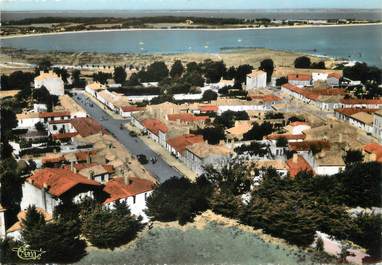 / CPSM FRANCE 17 "Ile d'Aix, vue générale"