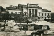 17 Charente Maritime / CPSM FRANCE 17 "Saintes, le palais de Justice et les jardins"