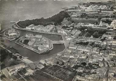 / CPSM FRANCE 17 "Ile de Ré, vue aérienne, Saint Martin de Ré"