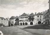 64 PyrÉnÉe Atlantique / CPSM FRANCE 64 "Tardets, la place de l'hôtel de ville"