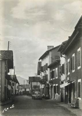 / CPSM FRANCE 64 "Saint Jean le Vieux, rue principale"