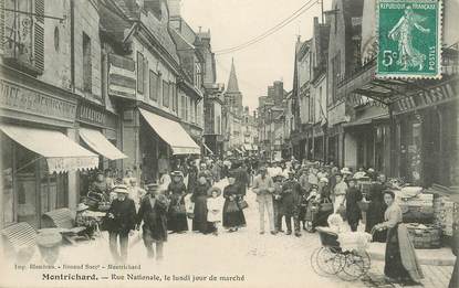 CPA FRANCE 41 "Montrichard, rue nationale, jour de marché"