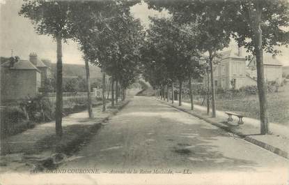 / CPA FRANCE 76 "Grande Couronne, av de la Reine Mathilde"