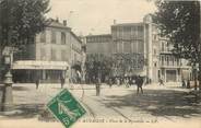 13 Bouch Du Rhone CPA FRANCE 13 "Aubagne, Place de la Pyramide"