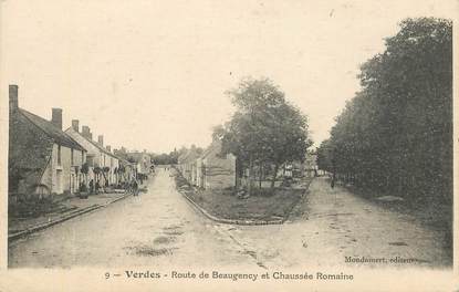 CPA FRANCE 41 "Verdes, route de Beaugency et Chaussée romaine"