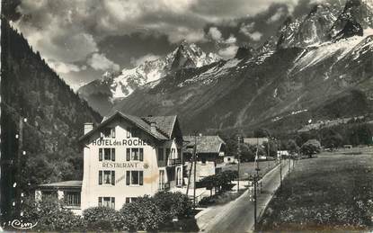 / CPSM FRANCE 74 "Les Houches, hôtel des Roches et la chaine des Aiguilles"