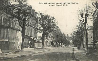 / CPA FRANCE 94 "Villeneuve Saint Georges, av Carnot "