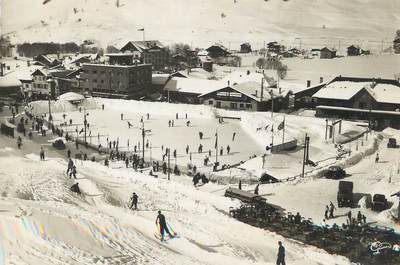 / CPSM FRANCE 74 "Megève, la patinoire "