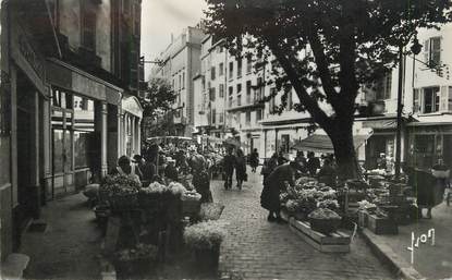 / CPSM FRANCE 83 "Toulon, le marché"