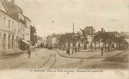 CPA FRANCE 38 "Roanne, Place du palais de Justice"