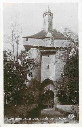 / CPSM FRANCE 87 "Châteaurenault, donjon, entrée du château"