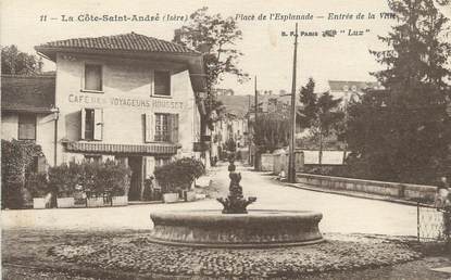 / CPA FRANCE 38 "La Côte Saint André, place de l'Esplanade, entrée de la ville"