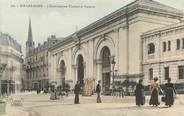 73 Savoie / CPA FRANCE 73 "Aix les Bains, l'établissement thermal et porteurs"