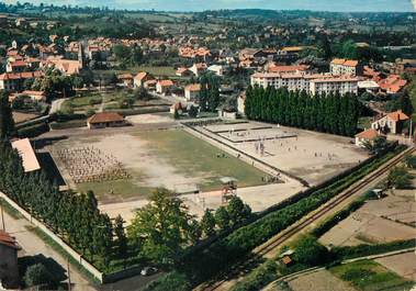 / CPSM FRANCE 63 "Saint Eloy les Mines" / STADE