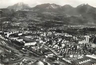 / CPSM FRANCE 73 "Chambéry, vue générale aérienne"