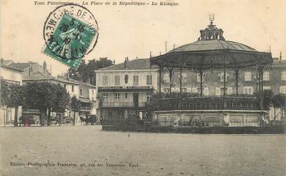 / CPA FRANCE 54 "Toul, la place de la République" / TOUL PITTORESQUE