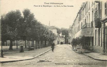 / CPA FRANCE 54 "Toul, place de la république" / TOUL PITTORESQUE