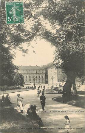 / CPA FRANCE 88 "Epinal, sous les vieux tilleuls du cours"