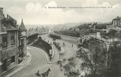 / CPA FRANCE 64 "Biarritz, panorama sur le boulevard et le phare" / BIARRITZ MODERNE