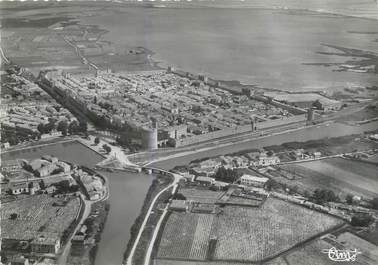 / CPSM FRANCE 30 "Aigues Mortes, vue générale"