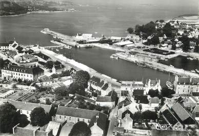 / CPSM FRANCE 22 "Paimpol, vue aérienne des bassins"