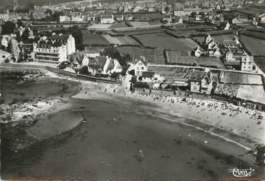 / CPSM FRANCE 29 "Roscoff, vue aérienne, la grande plage"