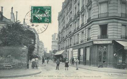 / CPA FRANCE 92 "Neuilly  sur Seine, rue des Huissiers"