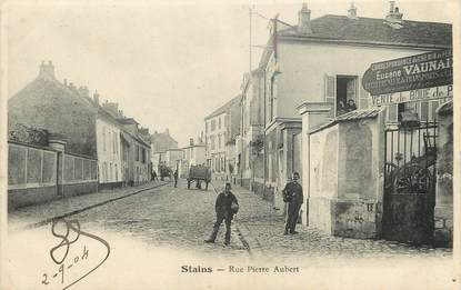 / CPA FRANCE 93 "Stains, rue Pierre Aubert"