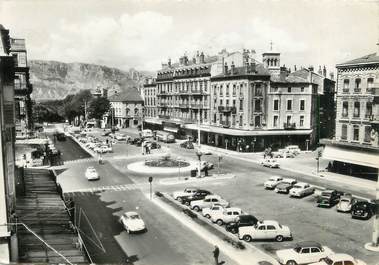 / CPSM FRANCE 26 "Valence Sur Rhone, les grands boulevards et les ruines de Crussol"