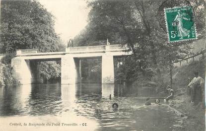 / CPA FRANCE 94 "Créteil, la baignade du petit Trouville"