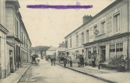 / CPA FRANCE 60 "Mouy, café hôtel du Lion d'or"