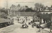 60 Oise / CPA FRANCE 60 "Pont Sainte Maxence, place du marché"