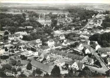 / CPSM FRANCE 80 "Longpré les Corps Saints, vue générale aérienne"