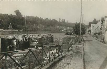 / CPSM FRANCE 77 "Saint Mammès, le quai de la croix Blanche" / PENICHE